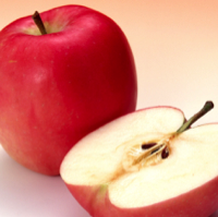 林檎を青汁に、たっぷりと。